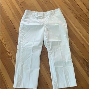 Ann Taylor size 10 white ankle crop pants